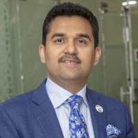 Dr. Shamsheer Vayalil – Healthcare Tycoon